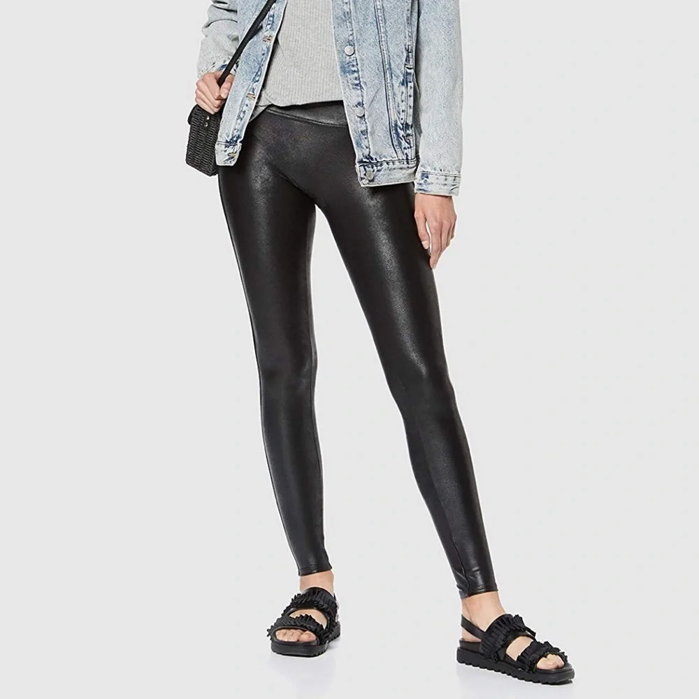 SPANX | NWT black faux leather legging size M